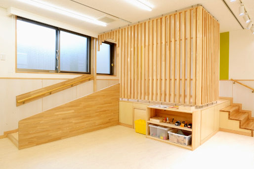 ラフ・クルー烏山保育園(東京都世田谷区)