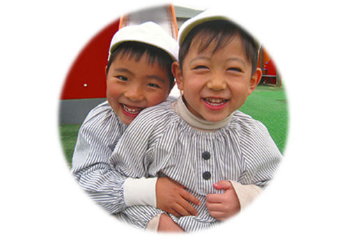 桑名市 コスモス幼稚園 制服等