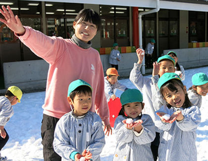 2024年最新】コスモス幼稚園の求人・転職・募集情報(保育士/正社員)-三重県桑名市【保育士バンク！】